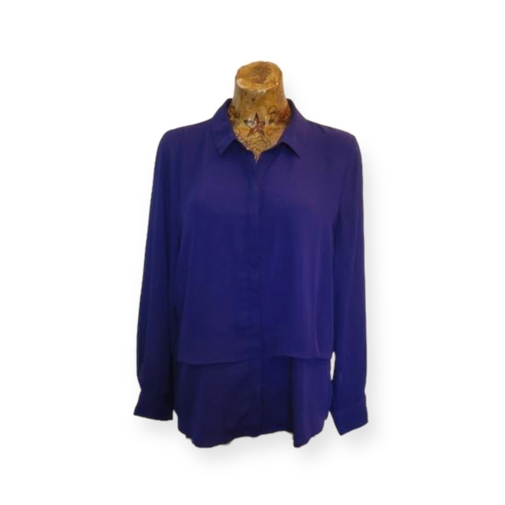 Apt. 9 blue top button down long sleeve LARGE